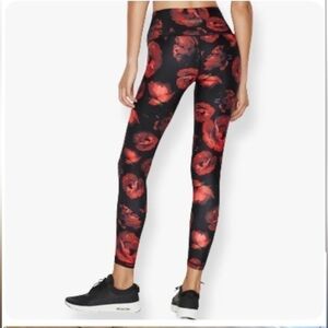 Victoria’s Secret VS Sport Red Black Rose Workout Athletic‎ Wear Leggings, Sz L